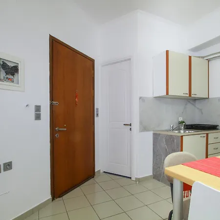 Pyrgos Modern - Close To Ancient Olympia *